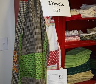 Tea Towel Apron Idea…