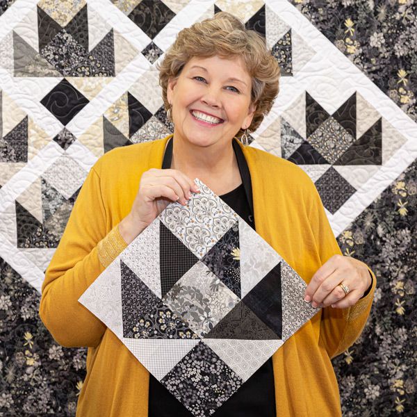 Make a Winter Star Quilt with Jenny Doan of Missouri Star (Video  Tutorial) 