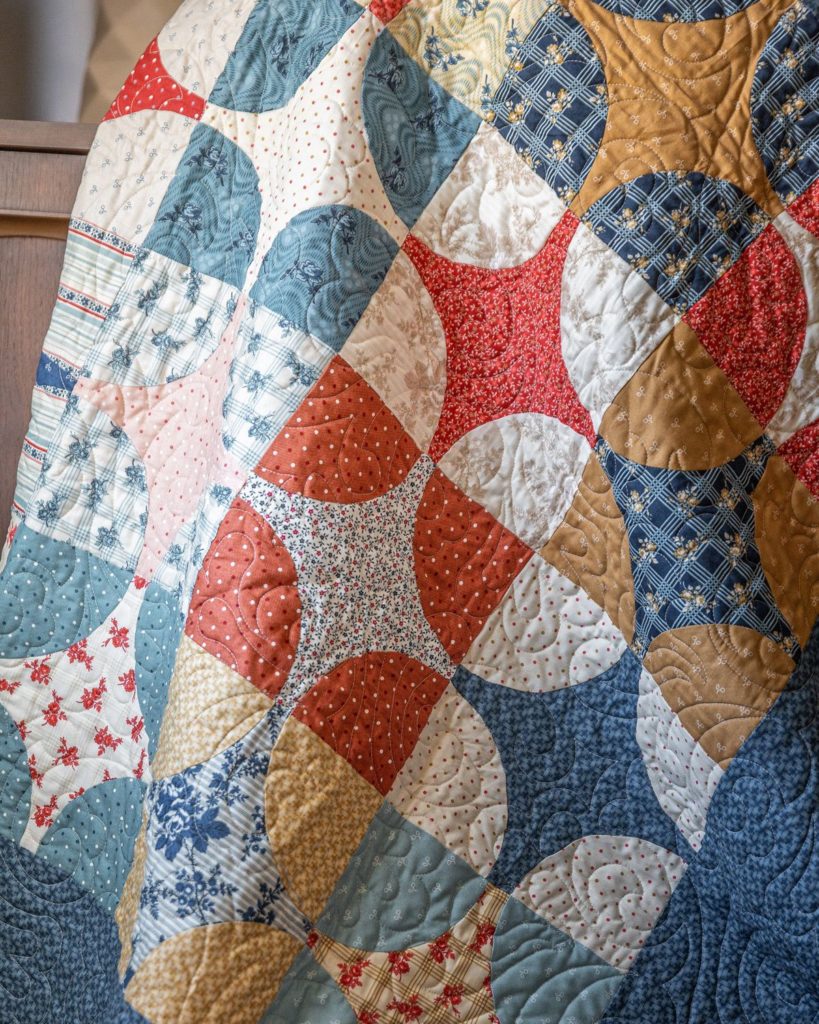 The Old Mill Path Quilt from Missouri Star Quilt Co. Watch the free quilt tutorial today. 