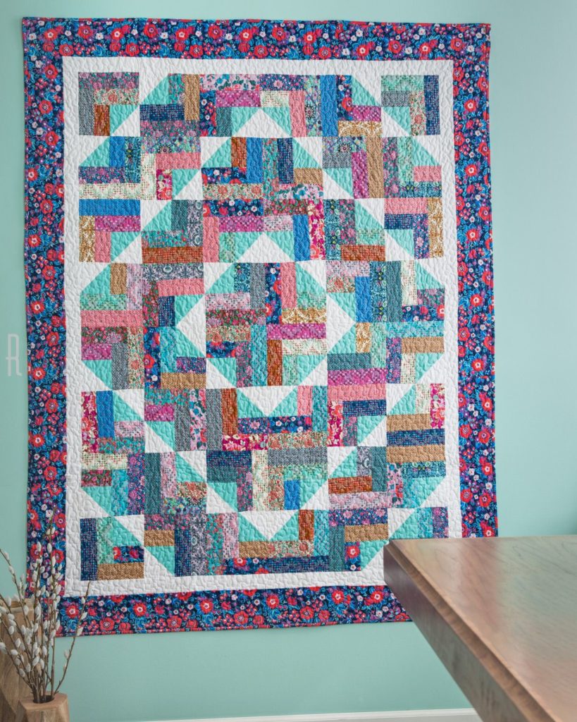 The Summer Camp Quilt from Missouri Star Quilt Co. Watch the free quilt tutorial today. 