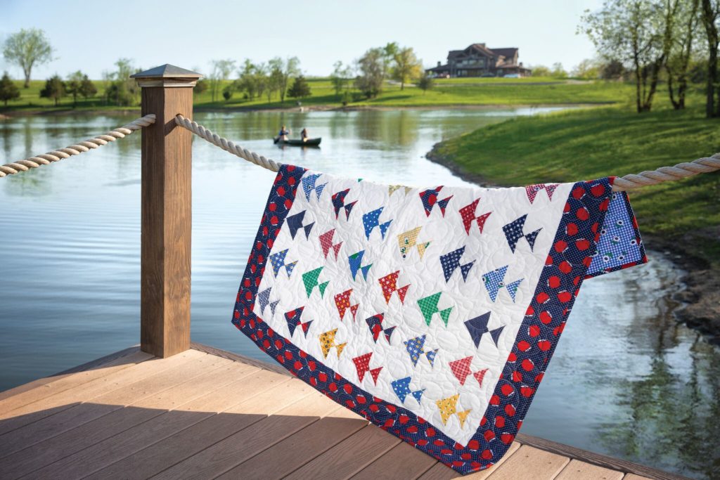 The Summer School Quilt from Missouri Star Quilt Co. Watch the free quilt tutorial today. 