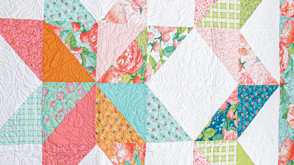 The Easy Carpenter's Star Quilt from Missouri Star Quilt Co. Watch the free quilt tutorial today. 