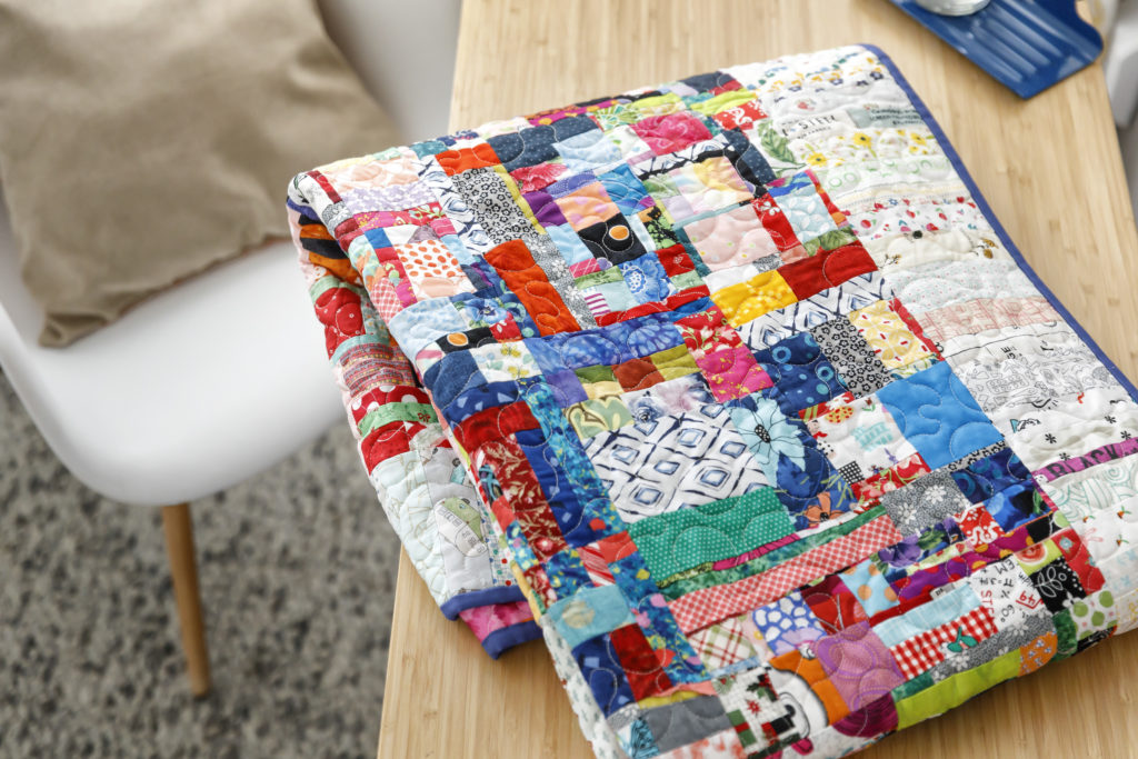 Make a 60 Degree Stars Quilt with Jenny Doan of Missouri Star Quilt